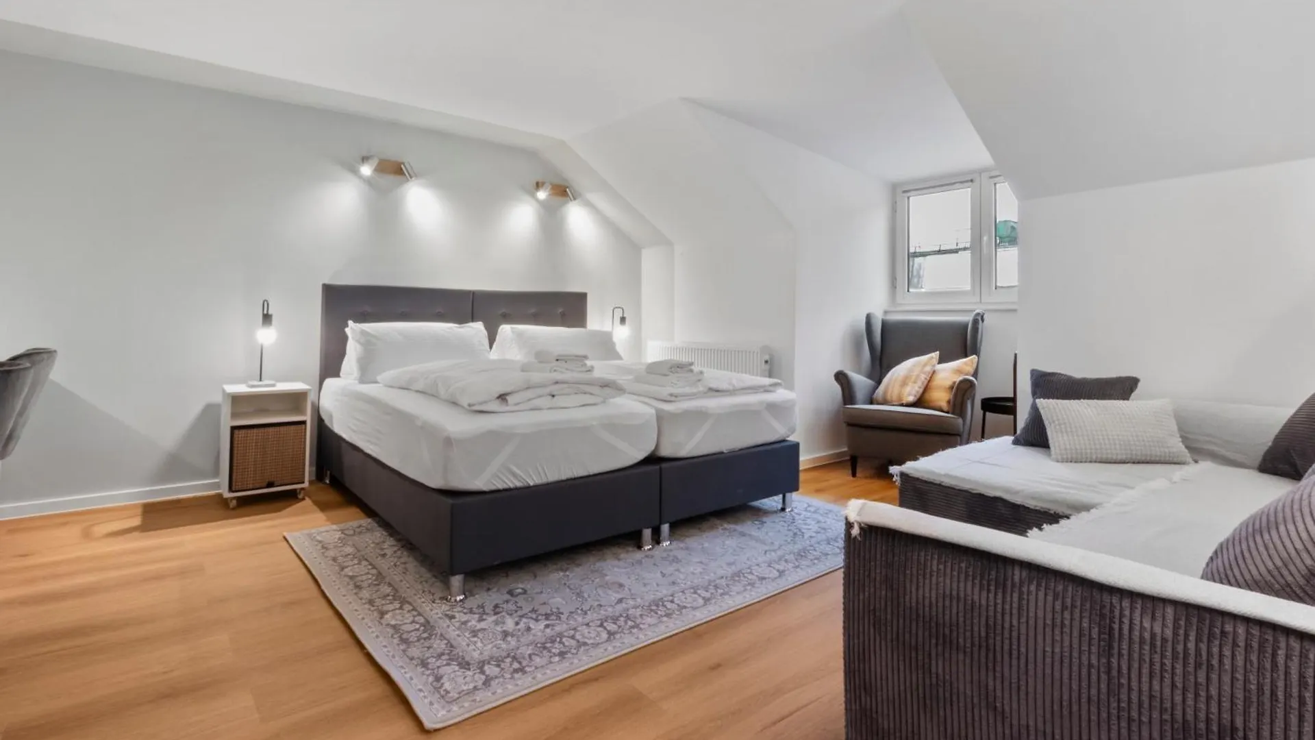 Flatista Homes - Luise Mnichov 0*,  Německo