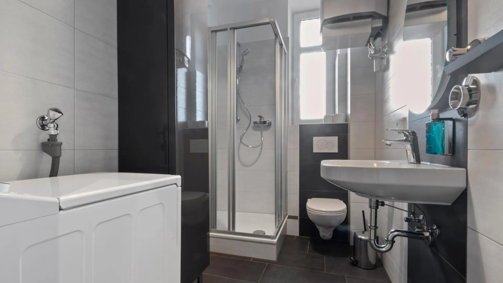 Flatista Homes - Luise Μόναχο 0*,