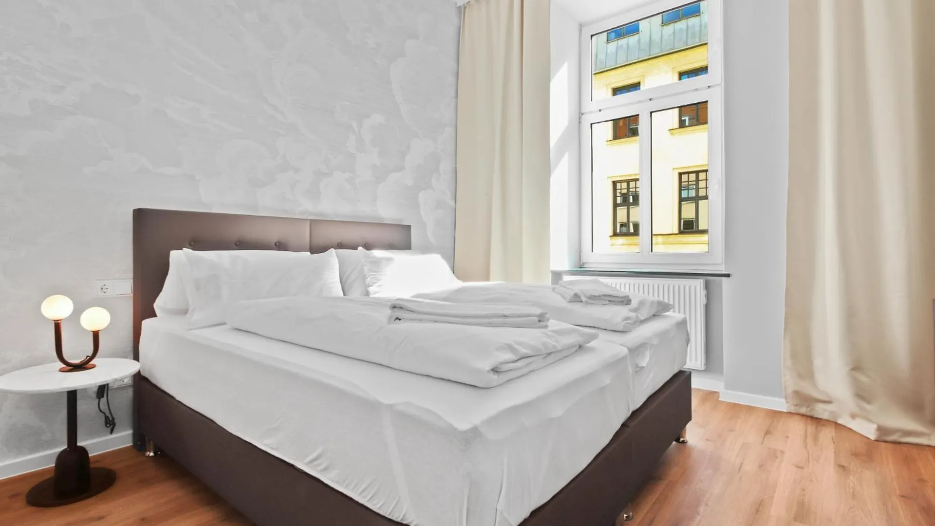 Flatista Homes - Luise Mnichov 0*,